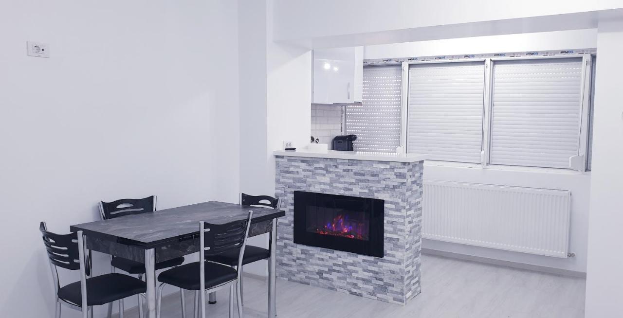 White Apartament, Brăila Exterior foto
